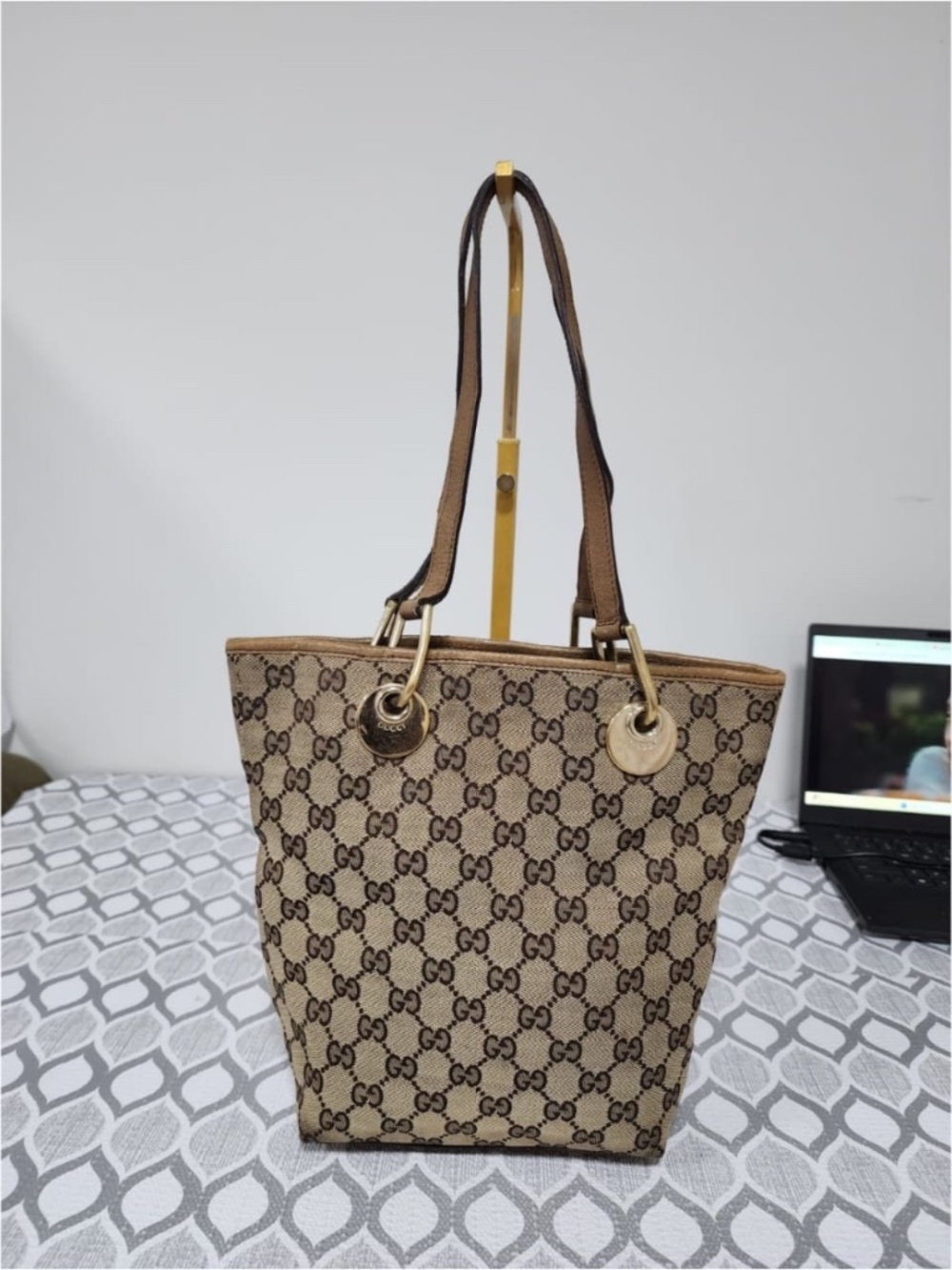Authentic Gucci Vintage GG Canvas Eclipse Shoulder Bag Beige/Brown